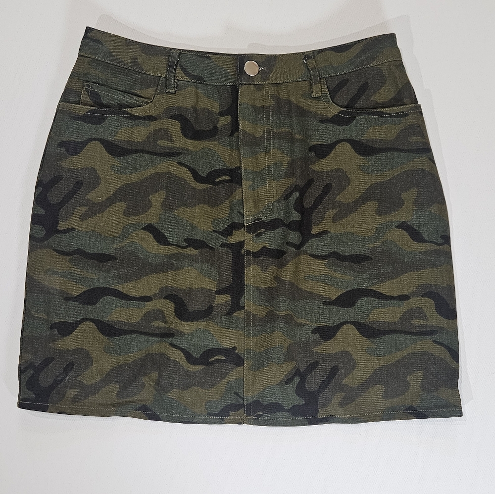 Superdown Camo Denim Mini Skirt Womens Size‎ Small Green Black Y2K Army Style